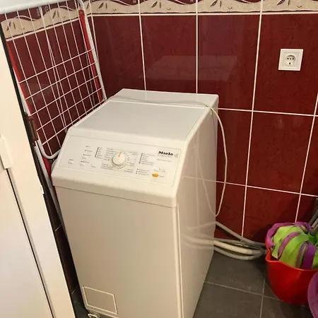 Eva Apartmanhaz 발라톤엘