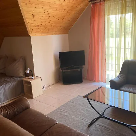 Eva Apartmanhaz 아파트 *