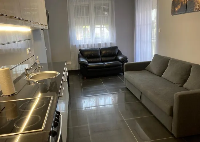 Eva Apartmanhaz Apartament Balatonlelle
