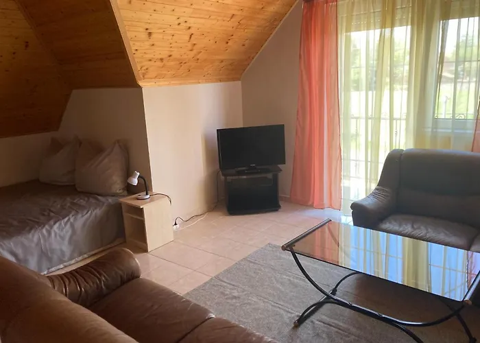 Eva Apartmanhaz Apartament *