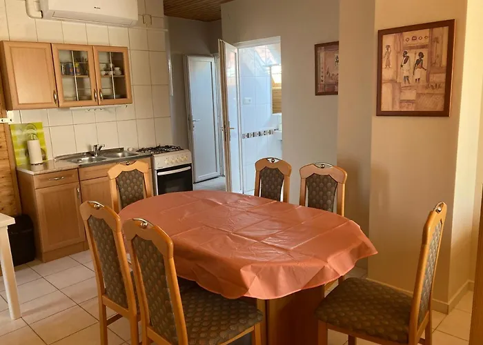 Apartament Eva Apartmanhaz